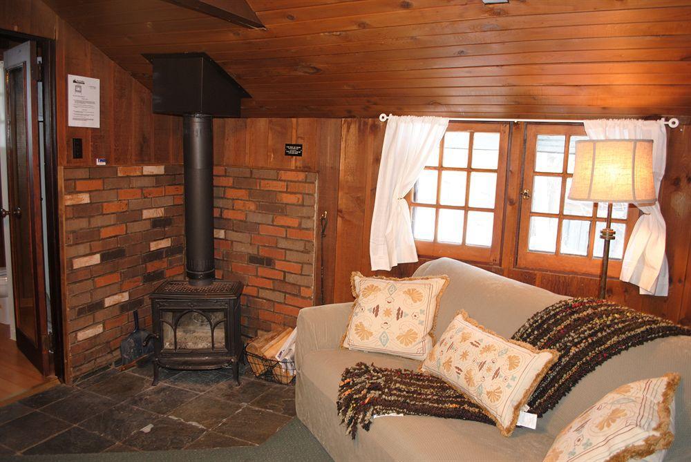 קאנמור Rundle Chalets מראה חיצוני תמונה