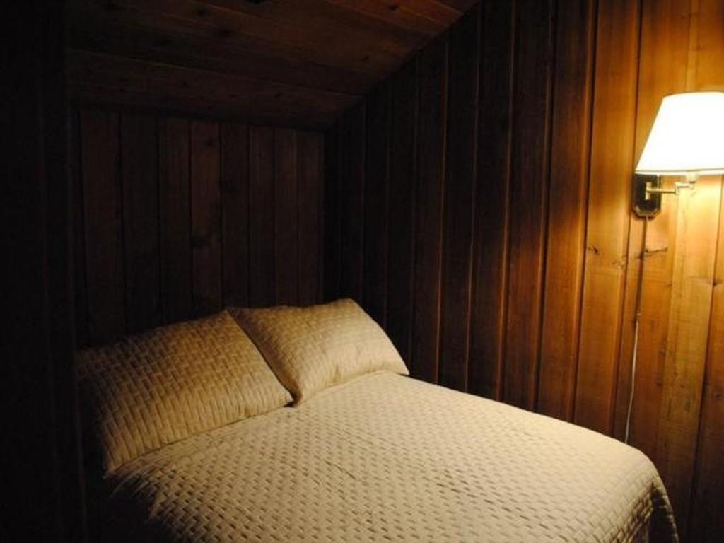 קאנמור Rundle Chalets מראה חיצוני תמונה