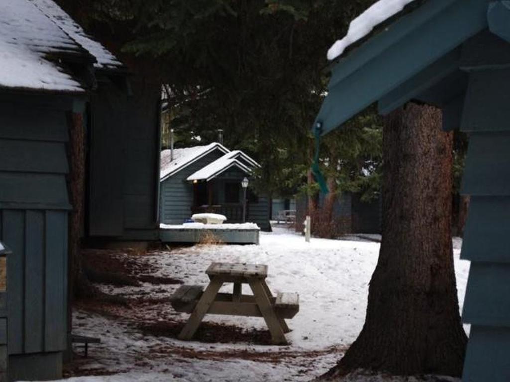 קאנמור Rundle Chalets מראה חיצוני תמונה
